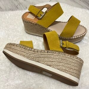 Like New Dolce Vita Mauri Mustard Yellow Espadrille Wedge Sandals